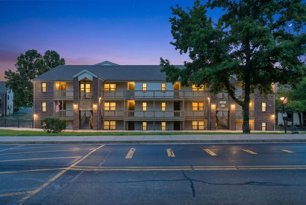 123 Bunker Ridge Drive 12, Branson, MO 65616