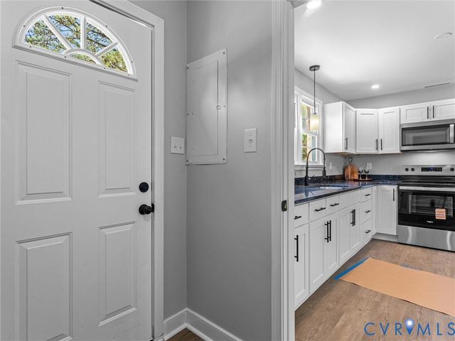 25621 Grant Ave, Dinwiddie, VA 23803