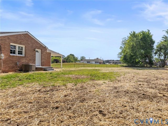 25621 Grant Ave, Dinwiddie, VA 23803