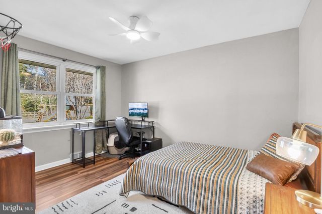 8 LAKEVILLA DR, Voorhees, NJ 08043