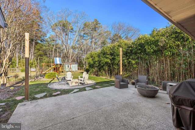 8 LAKEVILLA DR, Voorhees, NJ 08043