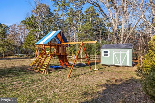 8 LAKEVILLA DR, Voorhees, NJ 08043