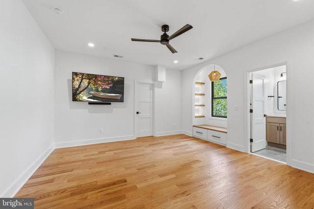 2323 STRYKER AVE, Vienna, VA 22181