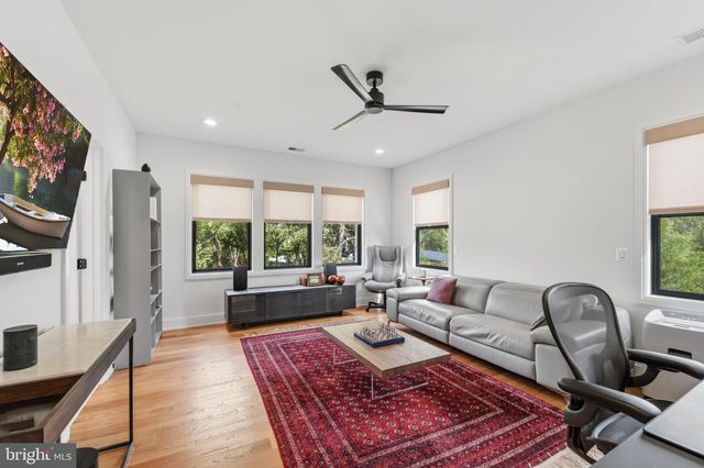 2323 STRYKER AVE, Vienna, VA 22181
