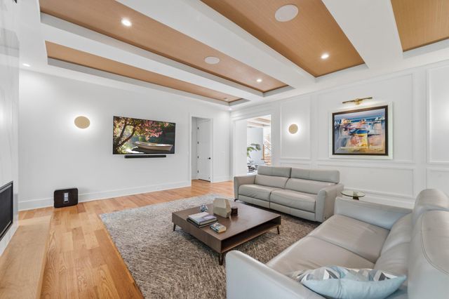 2323 STRYKER AVE, Vienna, VA 22181