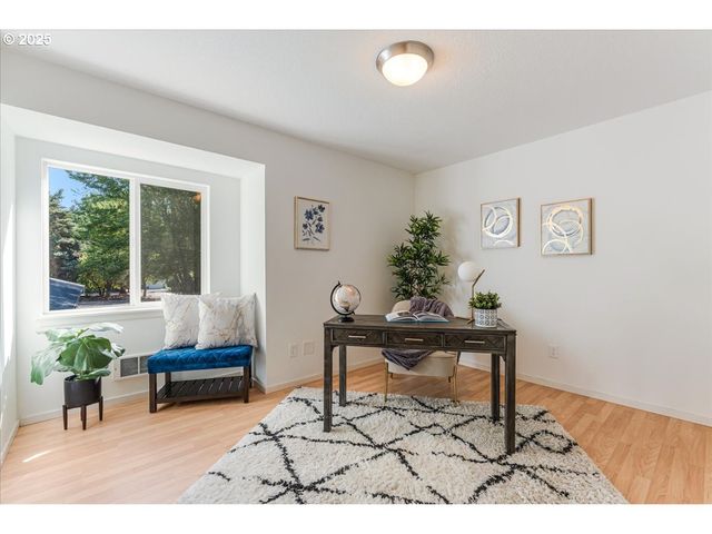 9774 Sw TUALATIN Rd, Tualatin, OR 97062