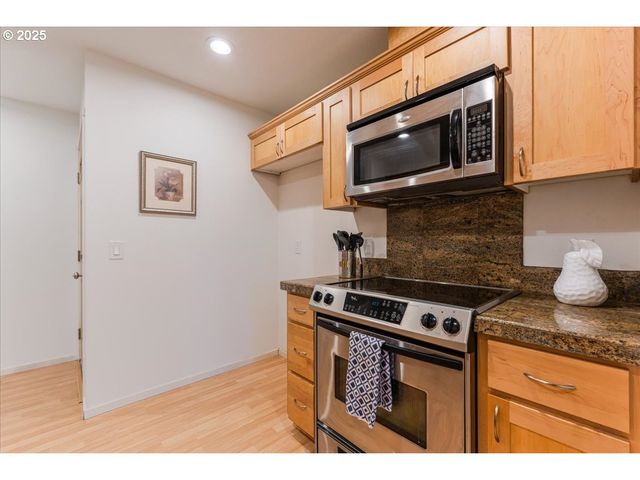9774 Sw TUALATIN Rd, Tualatin, OR 97062