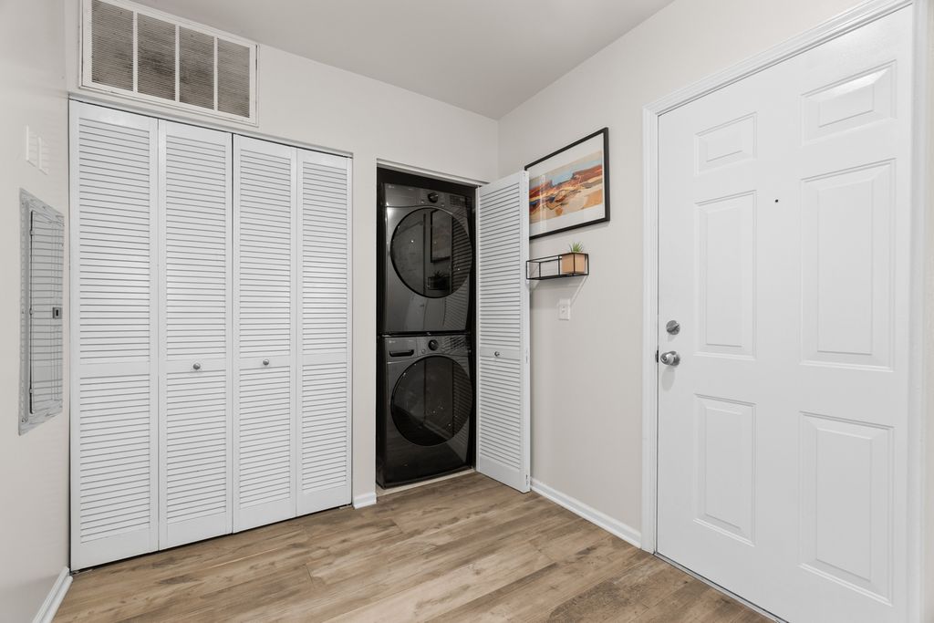 520 N Halsted Street 305, Chicago, IL 60642 — photo 4