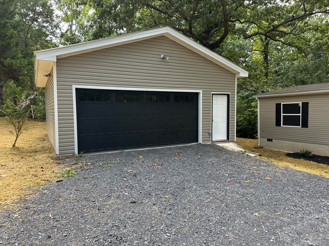 29 West Drive, Rossville, GA 30741