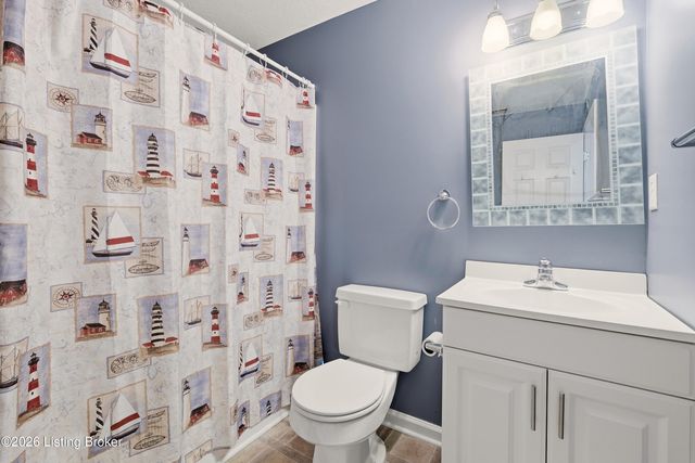 11515 Scott Mills Rd, Fairdale, KY 40118