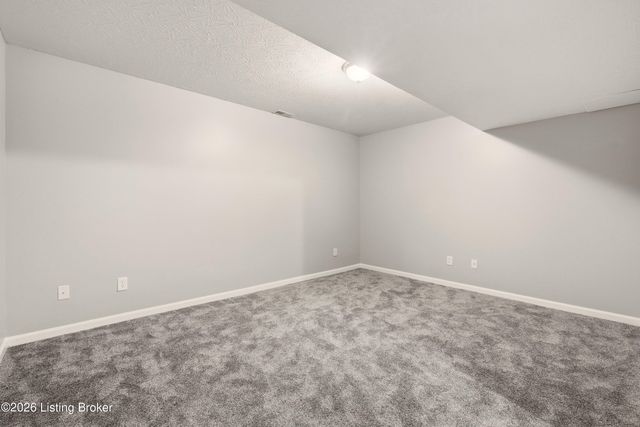 11515 Scott Mills Rd, Fairdale, KY 40118