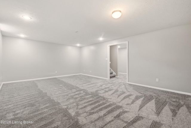 11515 Scott Mills Rd, Fairdale, KY 40118