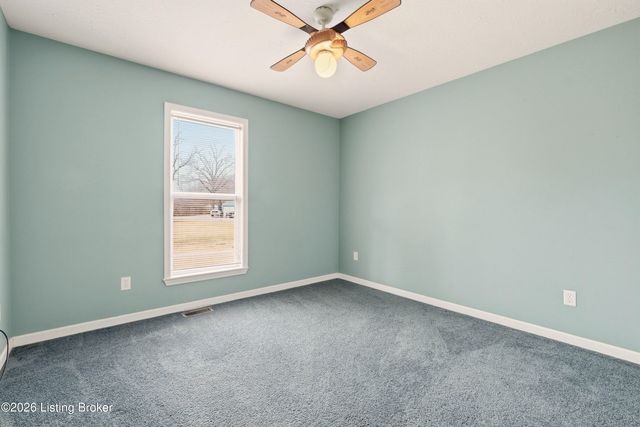 11515 Scott Mills Rd, Fairdale, KY 40118