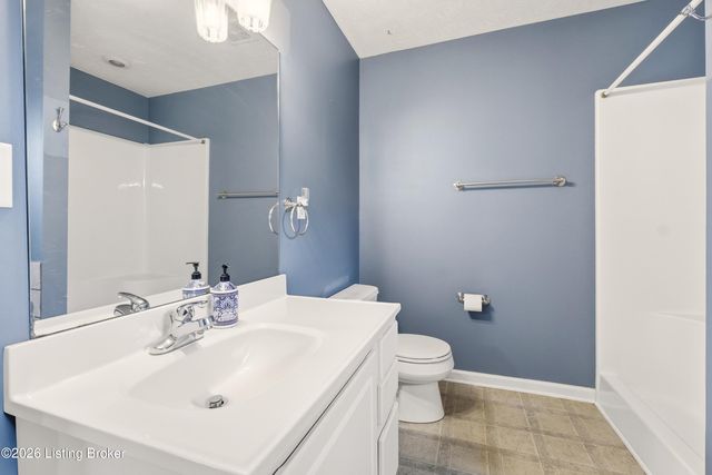 11515 Scott Mills Rd, Fairdale, KY 40118