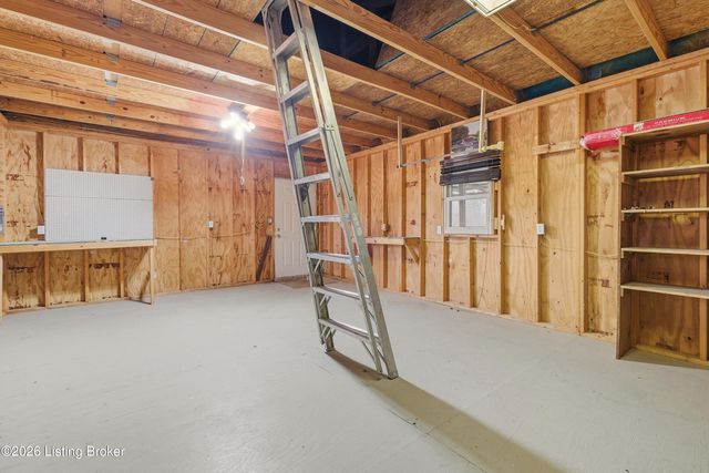 11515 Scott Mills Rd, Fairdale, KY 40118