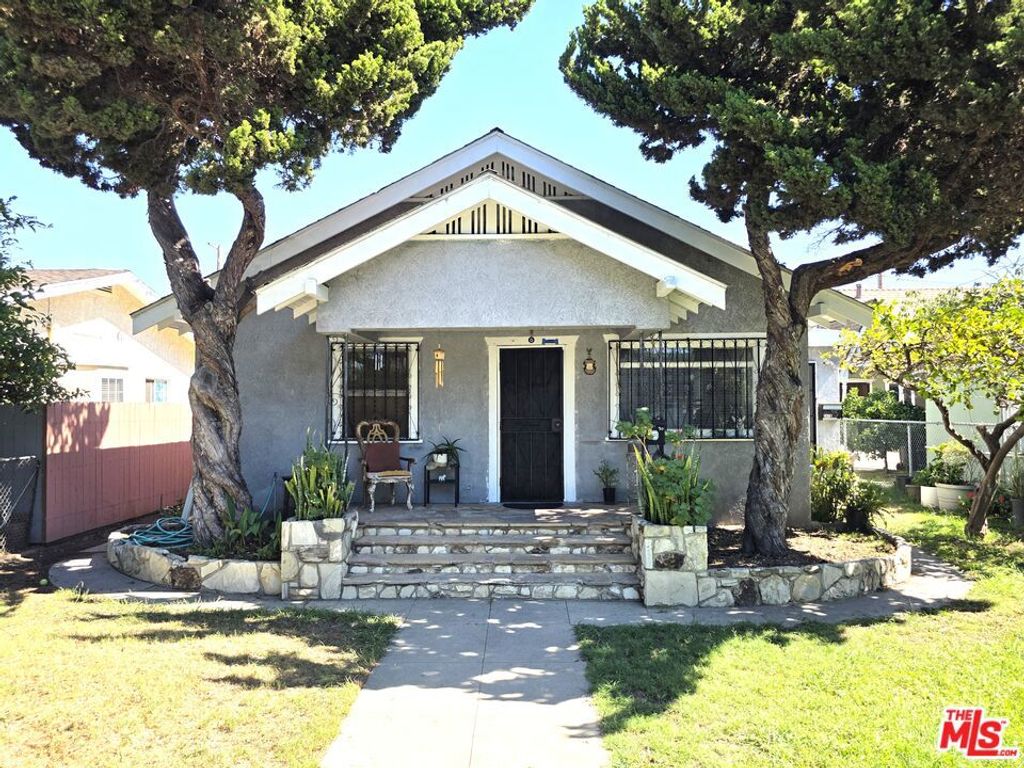 2470 Pasadena Avenue, Long Beach, CA 90806 — exterior