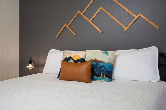 10 Olivia Court 105b, Branson West, MO 65737