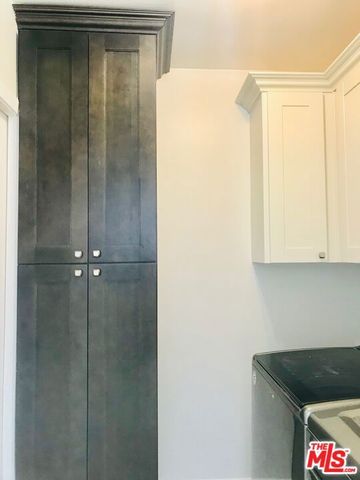 304 W Hillcrest Boulevard, Inglewood, CA 90301