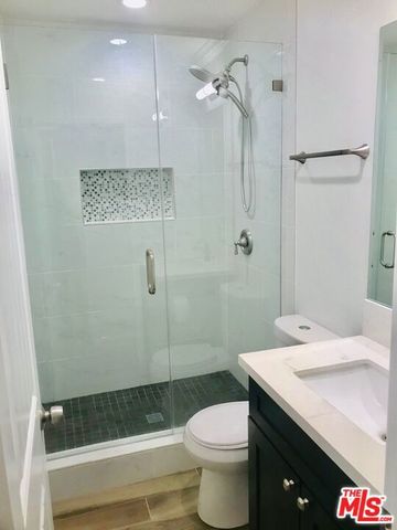 304 W Hillcrest Boulevard, Inglewood, CA 90301