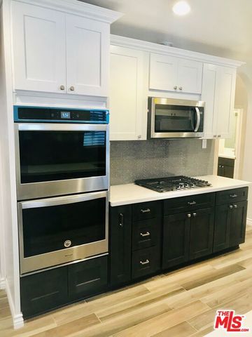 304 W Hillcrest Boulevard, Inglewood, CA 90301