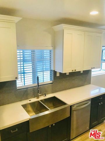 304 W Hillcrest Boulevard, Inglewood, CA 90301