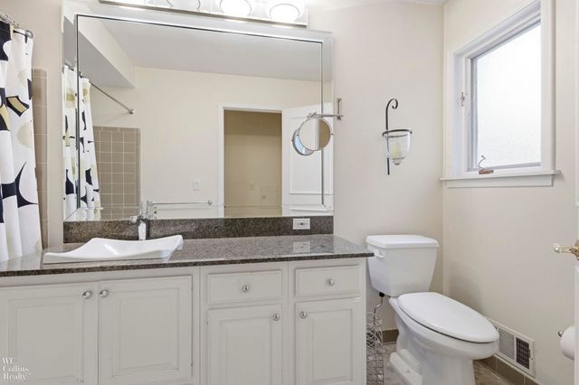 38370 Willowmere St Street, Harrison Twp, MI 48045