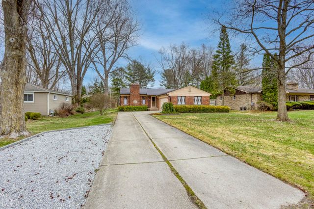 38370 Willowmere St Street, Harrison Twp, MI 48045
