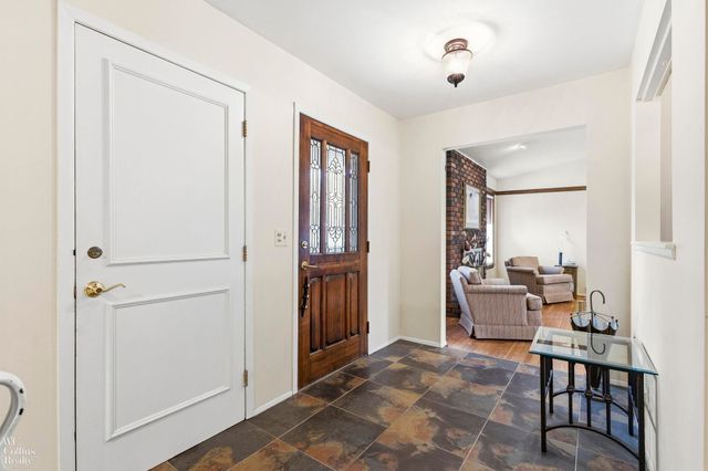 38370 Willowmere St Street, Harrison Twp, MI 48045