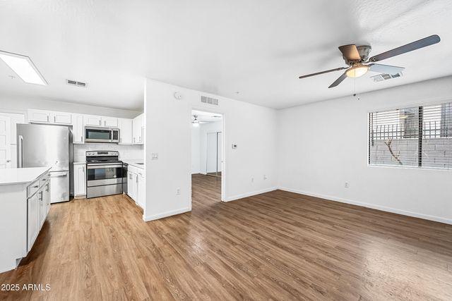 3065 N 67TH Avenue 135, Phoenix, AZ 85033