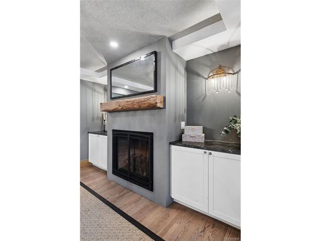 8126 S Glencoe Ct, Littleton, CO 80122