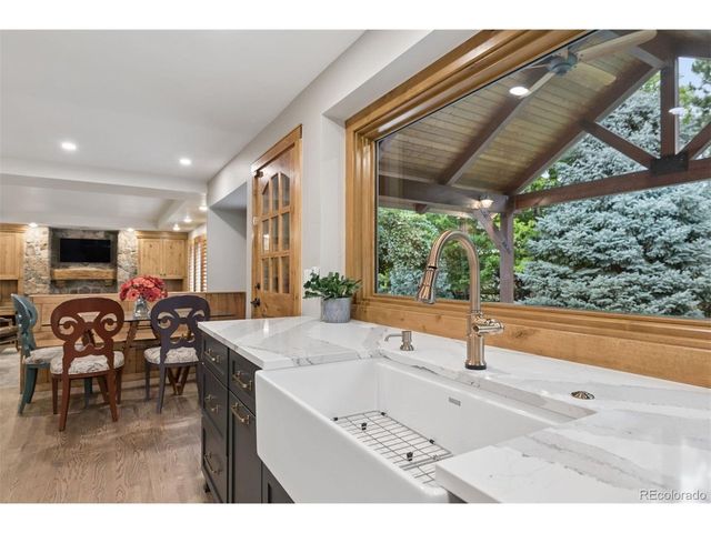 8126 S Glencoe Ct, Littleton, CO 80122