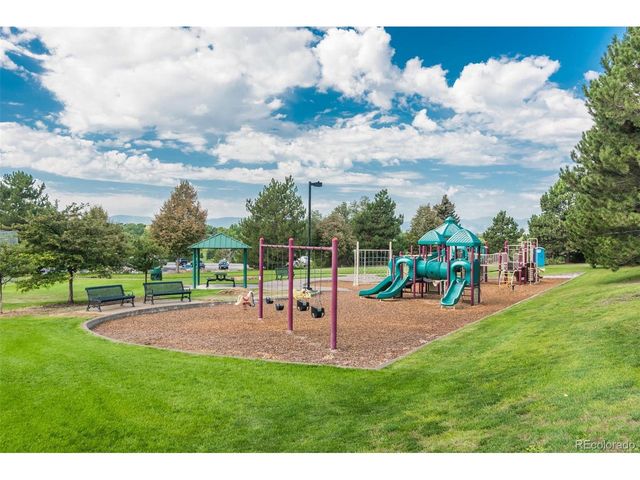 8126 S Glencoe Ct, Littleton, CO 80122