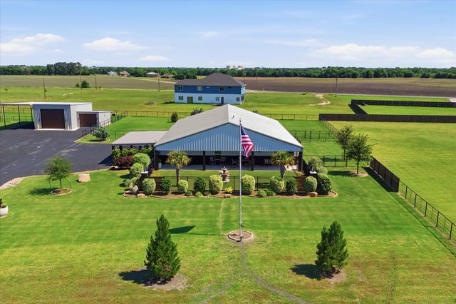 3741 E Highway 34, Ennis, TX 75119