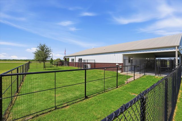 3741 E Highway 34, Ennis, TX 75119