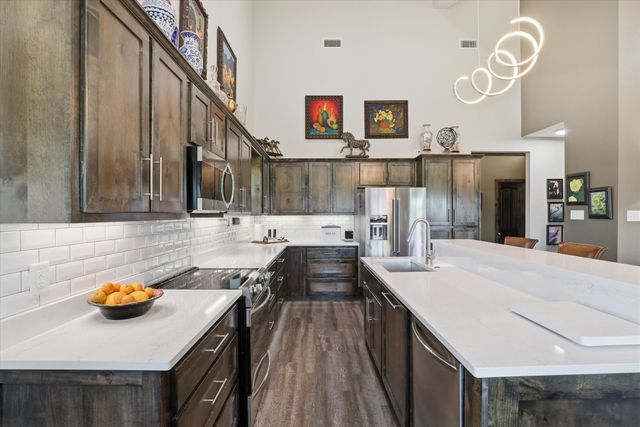 3741 E Highway 34, Ennis, TX 75119