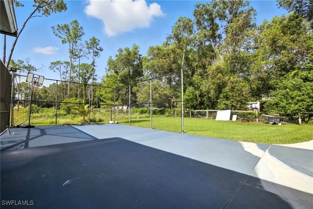 3280 25th AVE SW, Naples, FL 34117
