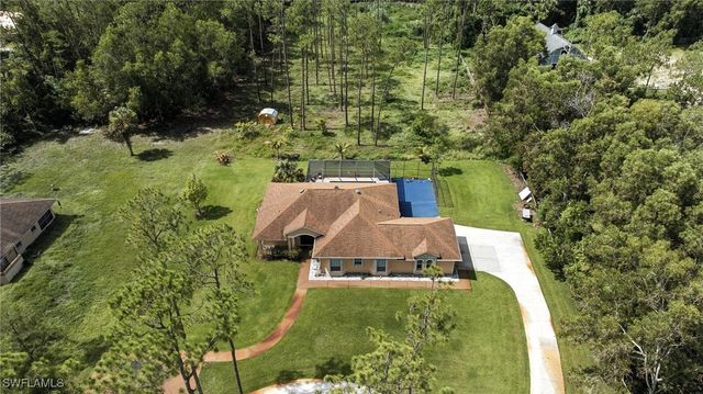 3280 25th AVE SW, Naples, FL 34117