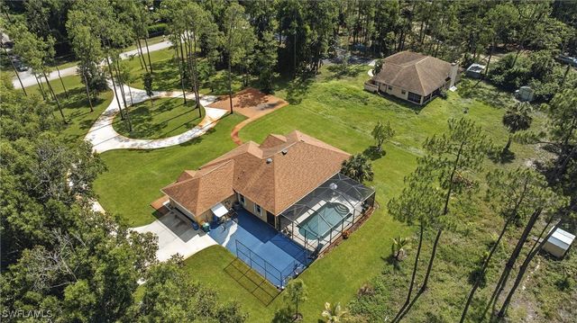 3280 25th AVE SW, Naples, FL 34117
