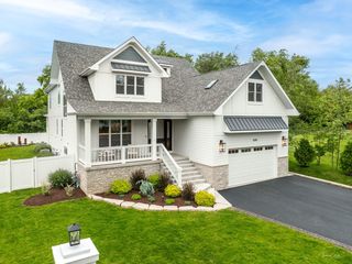 6538 Bentley Avenue, Willowbrook, IL 60527