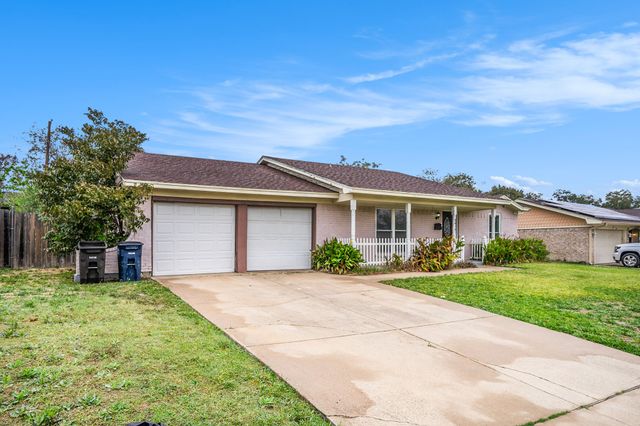 3416 Denbury Drive, Fort Worth, TX 76133