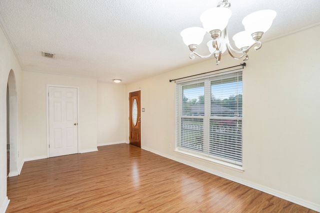 3416 Denbury Drive, Fort Worth, TX 76133