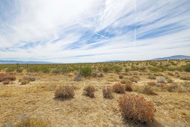 0 112th ST W, Rosamond, CA 93560