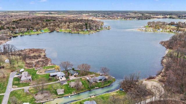 12417 Sunset Drive, Fabius Twp, MI 49093