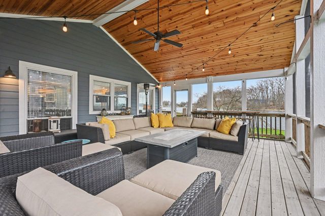 12417 Sunset Drive, Fabius Twp, MI 49093