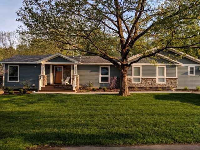 12417 Sunset Drive, Fabius Twp, MI 49093