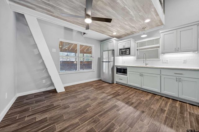 22227 Mallards Cove Ct., Bullard, TX 75757