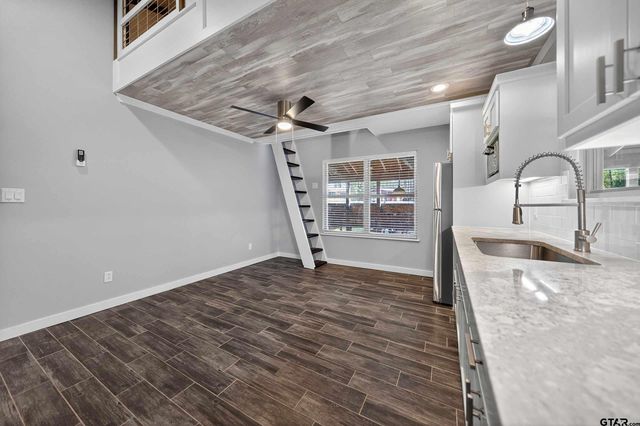 22227 Mallards Cove Ct., Bullard, TX 75757
