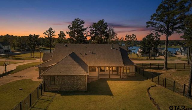 22227 Mallards Cove Ct., Bullard, TX 75757