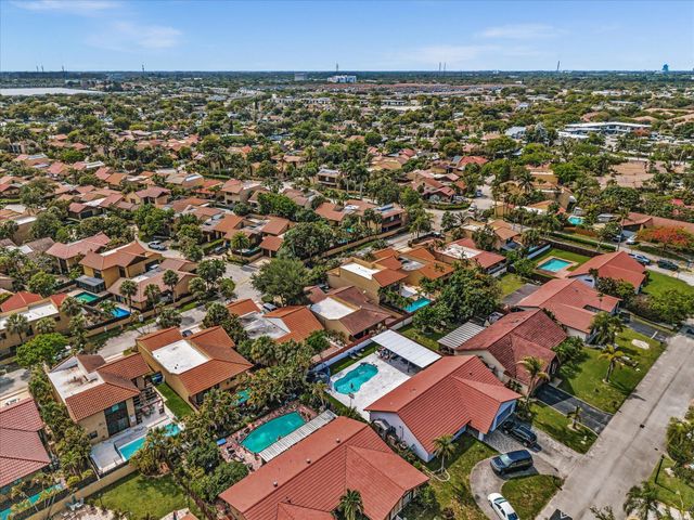 20331 NE 10th Court, Miami, FL 33179