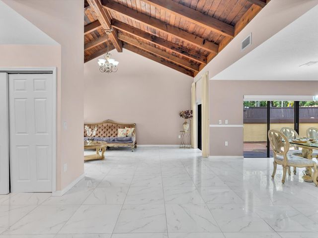 20331 NE 10th Court, Miami, FL 33179